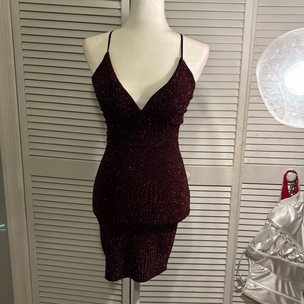 Sparkly maroon homecoming/formal dress